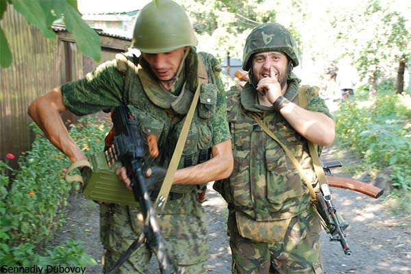 Рота "Моторолы" в Миусинске (ФОТО)