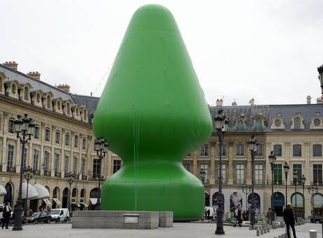 http://www.segodnia.ru/sites/default/files/pictures/paul-mccarthy-sculpture-pic510-510x340-948.jpg
