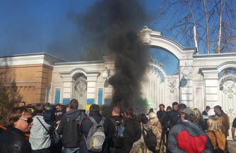 Раскольники захватывают церкви