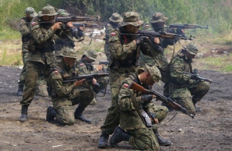 Шляхта на фронте и баи в тылу