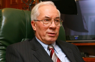 Азарова призывают в Донецк