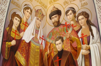 Манипуляция "царскими останками"