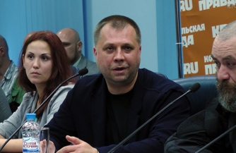 Шабаев под столом у Путина