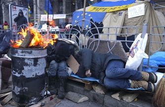 Непристойная позиция «между»